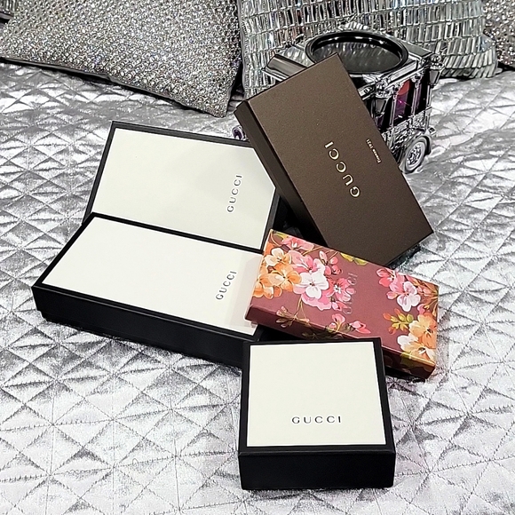 Authentic 5 small Gucci empty boxes - Picture 6 of 6